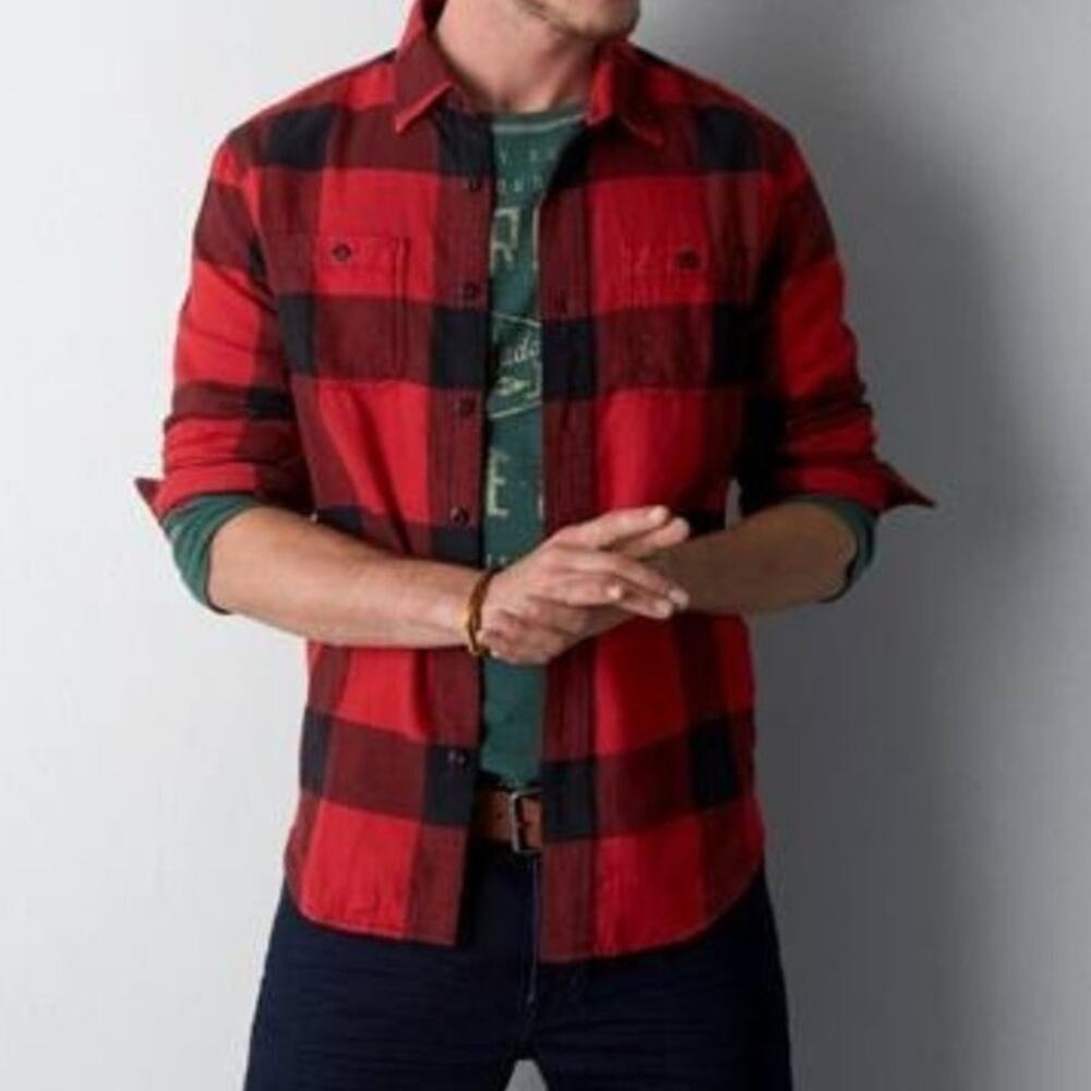 American Eagle AEO Red Black Buffalo Plaid Flannel Shirt Heritage Classic Fit M